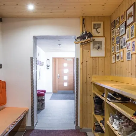 Guest house Seppaler Sankt Anton am Arlberg
