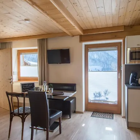 Seppaler サンクト・アントン・アム・アールベルク