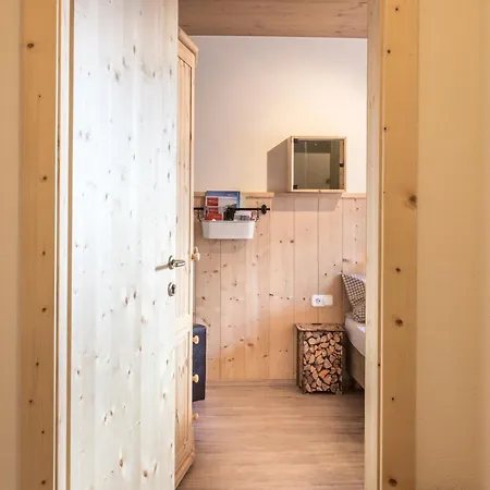 ゲストハウス Seppaler サンクト・アントン・アム・アールベルク